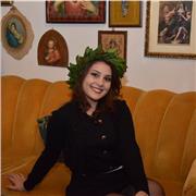 Dottoressa in lettere classiche, impartisce lezioni di italiano